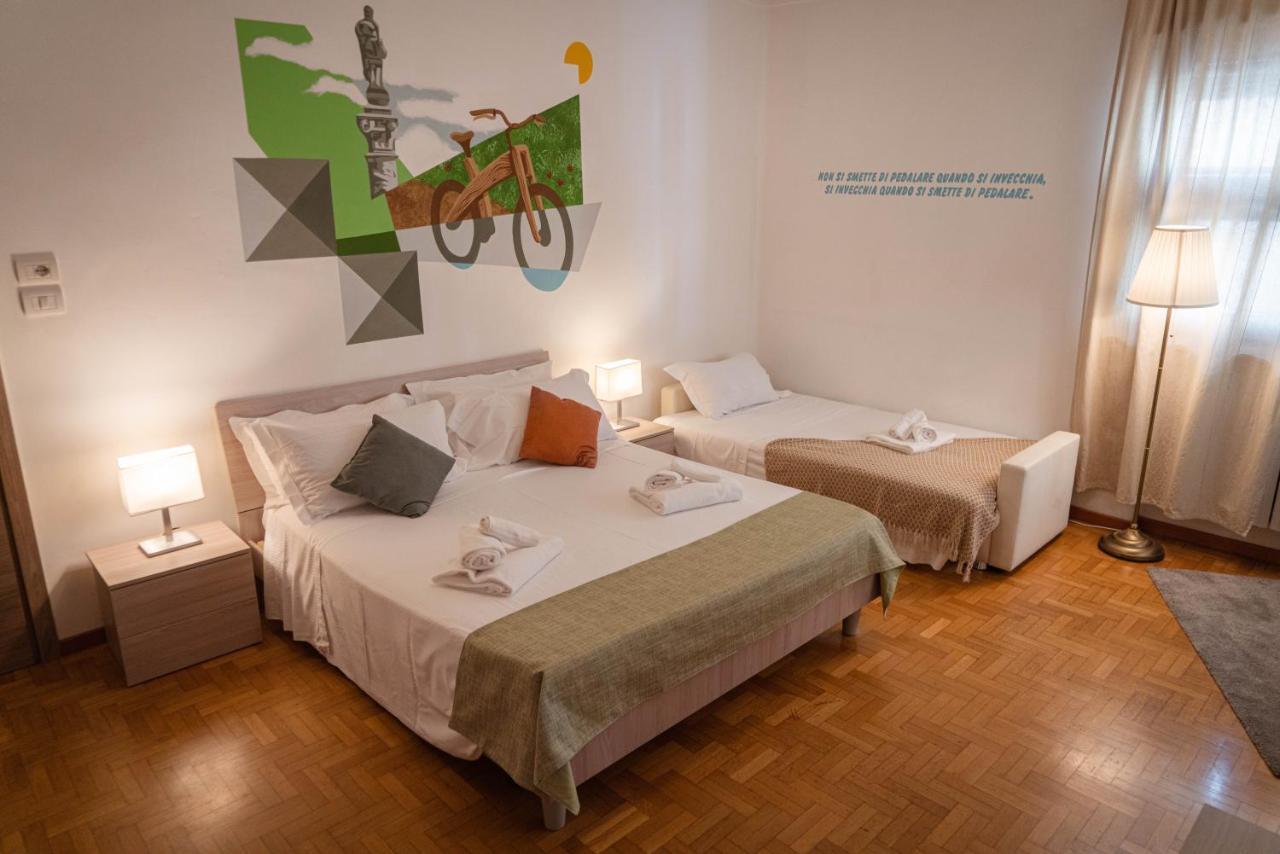 Bed & Bike Ferrara Panzió Kültér fotó